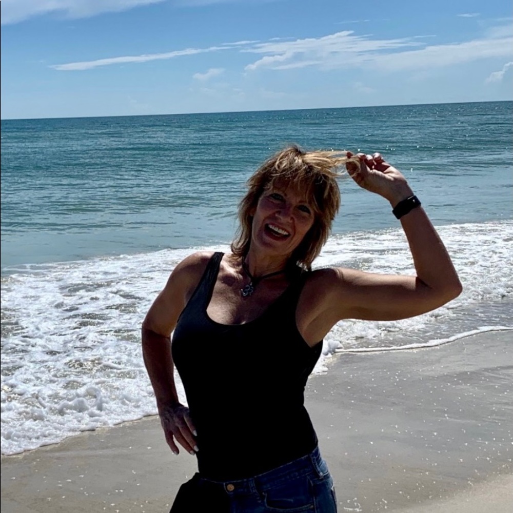 Meet your Posher, Gabrielle